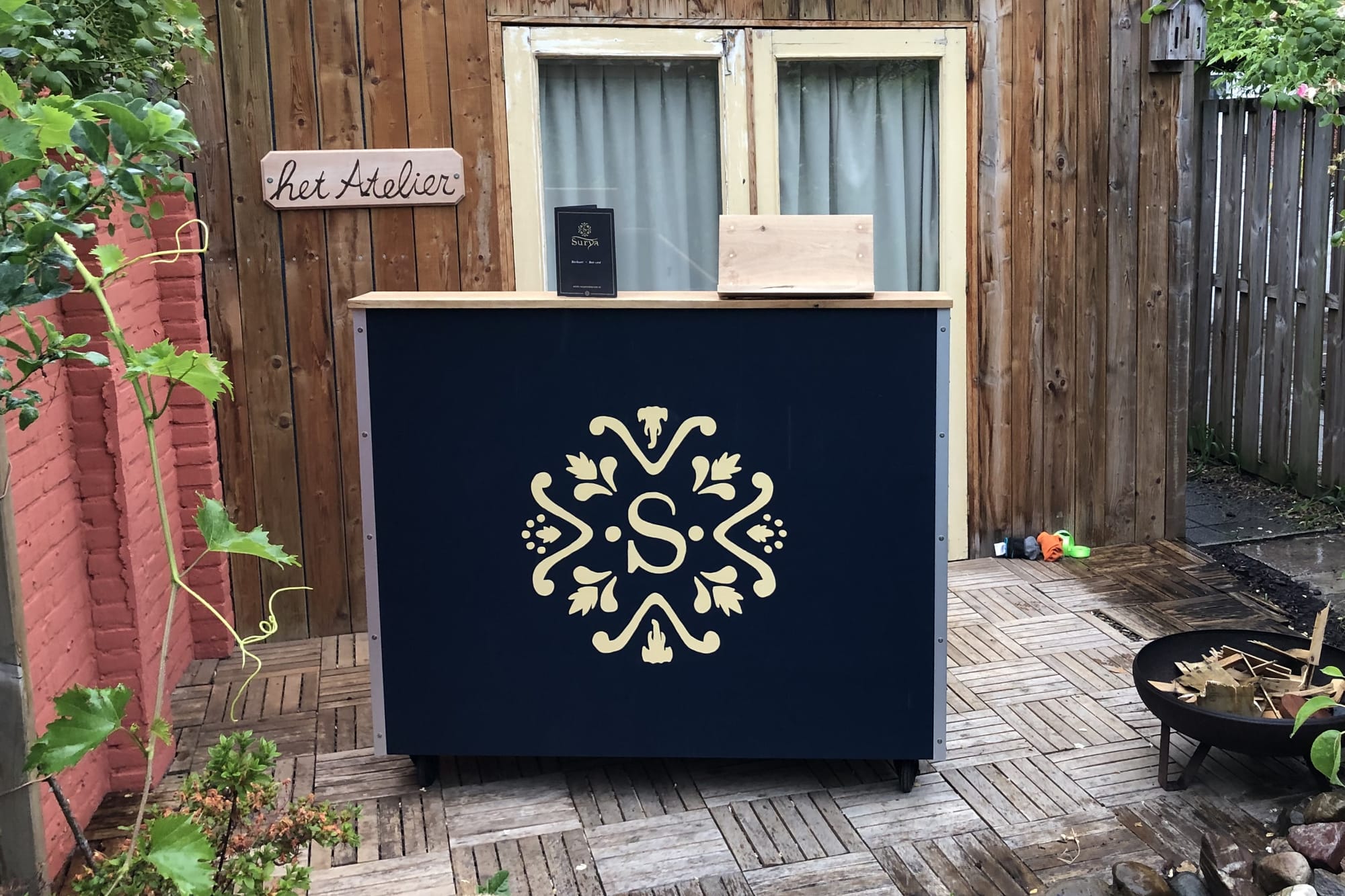 Debrasseerkast en opslagkast